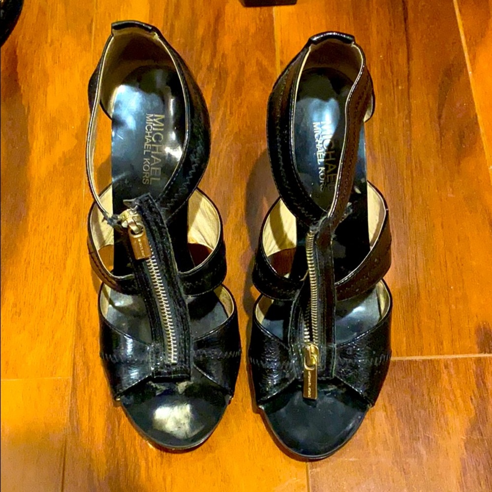 Michael Kors black and gold heels with zipper